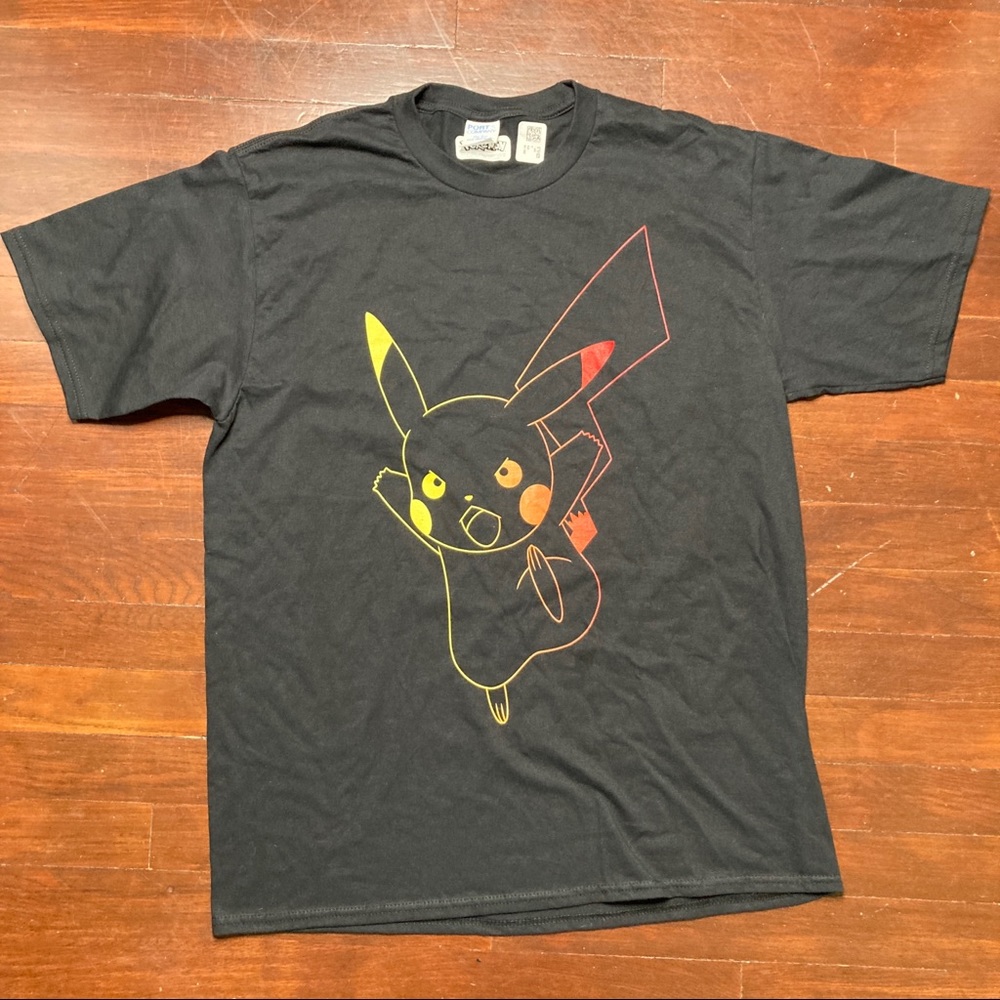 Brand new Pokémon Pikachu Shirt Mens Large